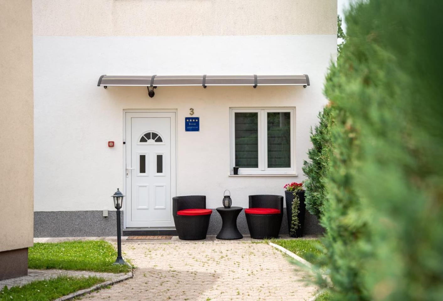 Apartman Mihovil Gospić Exteriör bild